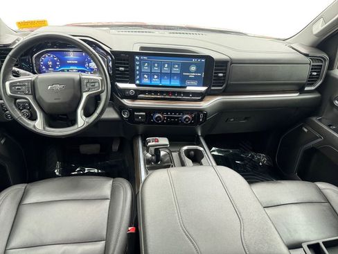 Used 2023 Chevrolet Silverado 1500 RST AWD/4WD image 10