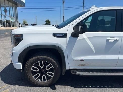 Certified 2023 GMC Sierra 1500 AT4 w/ AT4 Preferred Package AWD/4WD image 11
