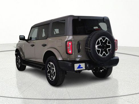 New 2026 Ford Bronco Outer Banks AWD/4WD image 5