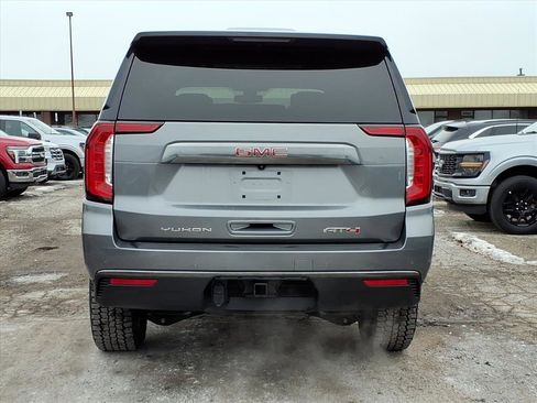 Used 2021 GMC Yukon AT4 w/ AT4 Premium Plus Package image 4