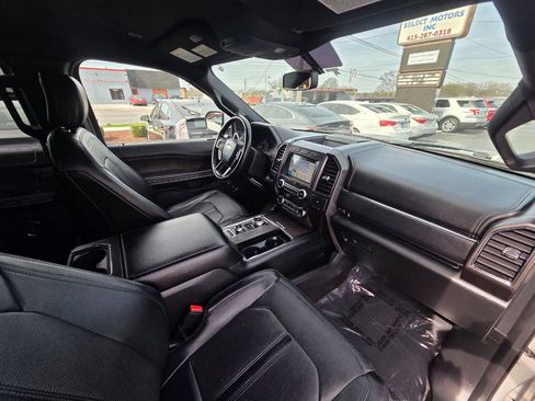 Used 2019 Ford Expedition Max Limited image 20