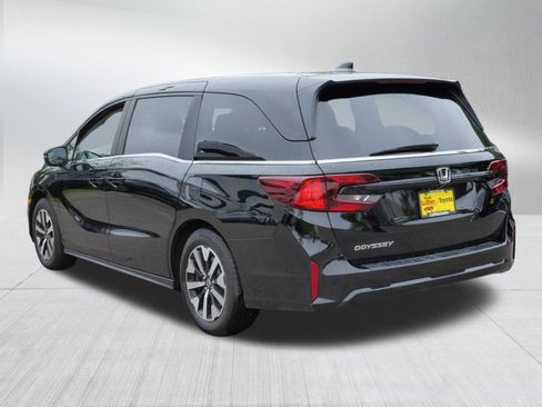 Used 2025 Honda Odyssey EX-L image 5