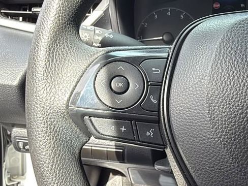 Used 2024 Toyota Corolla LE image 22