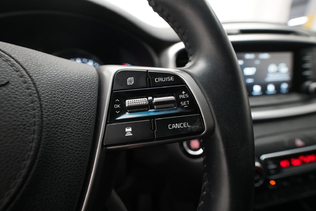 Used 2019 Kia Sorento EX AWD/4WD image 18