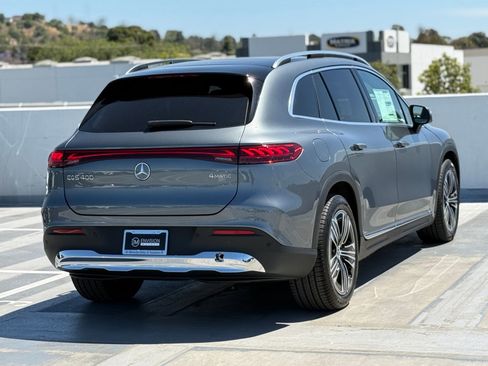 New 2026 Mercedes-Benz EQS 400 4MATIC SUV image 14