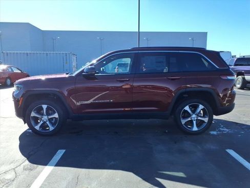 New 2026 Jeep Grand Cherokee Limited image 3