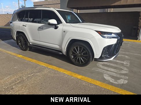 Used 2024 Lexus LX 600 F Sport AWD/4WD image 5