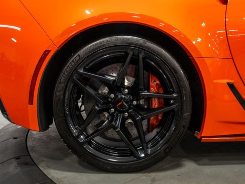 Used 2019 Chevrolet Corvette ZR1 RWD image 16