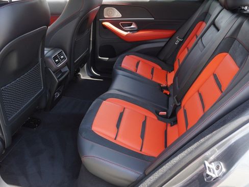 Used 2025 Mercedes-Benz GLE 63 AMG S w/ Driver Assistance Package image 33