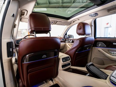 Used 2021 Mercedes-Benz Maybach GLS 600 Maybach GLS 600 image 60