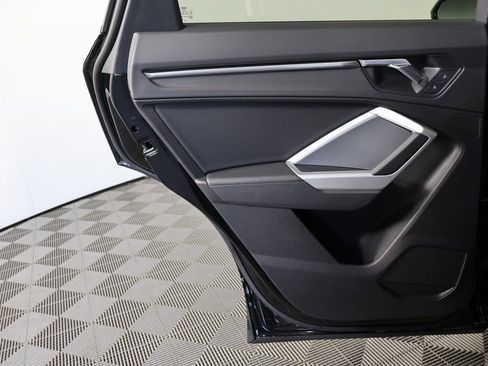 Used 2022 Audi Q3 2.0T Premium w/ Convenience Package image 13