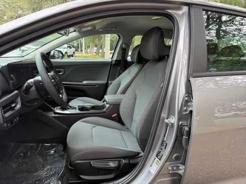 Used 2025 Kia K4 FWD image 34