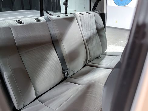 Used 2017 Toyota Tacoma TRD Off-Road image 16