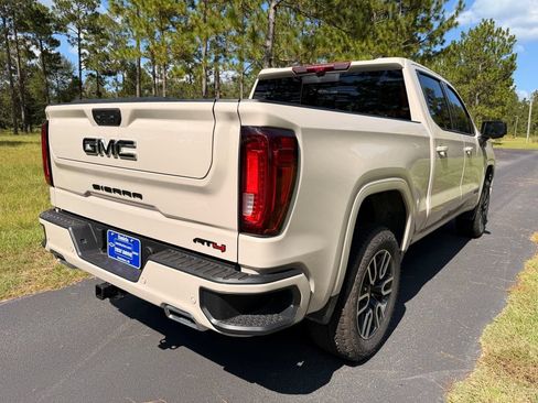 New 2026 GMC Sierra 1500 AT4 w/ Technology Package AWD/4WD image 9