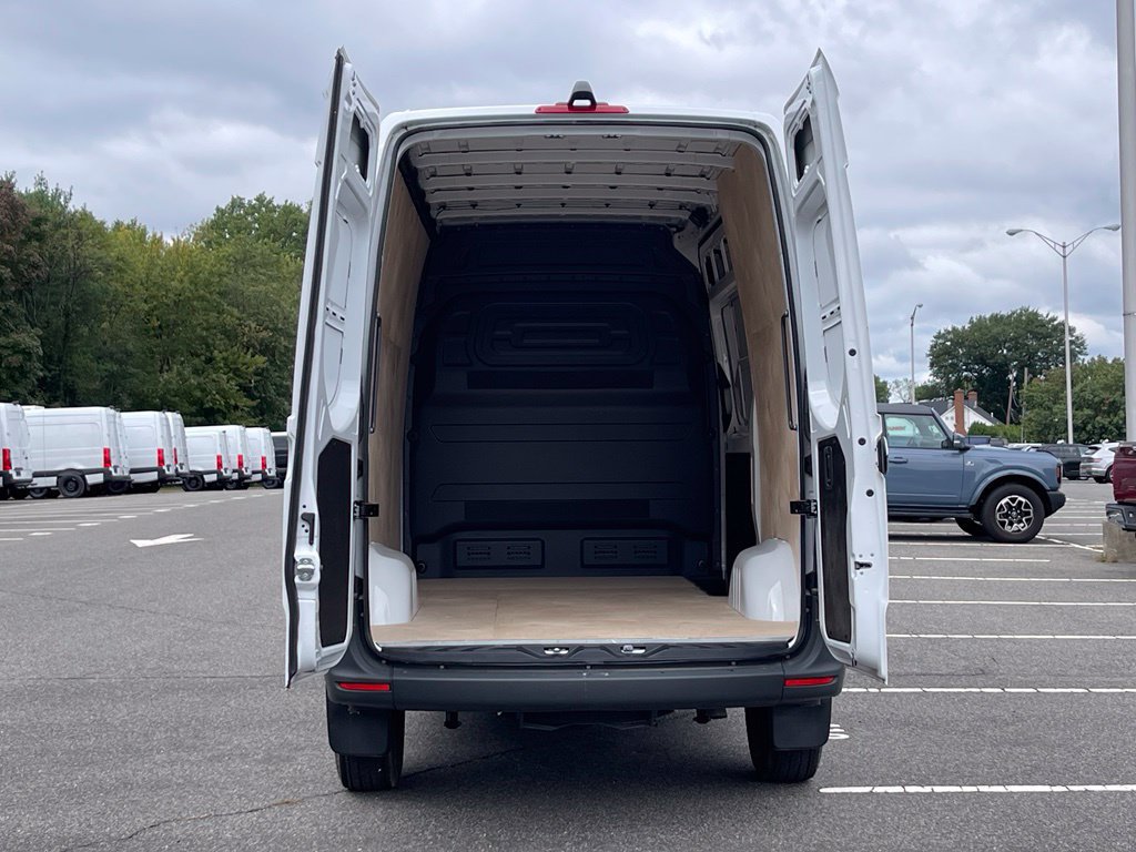 New 2025 Mercedes-Benz Sprinter 2500 image 4