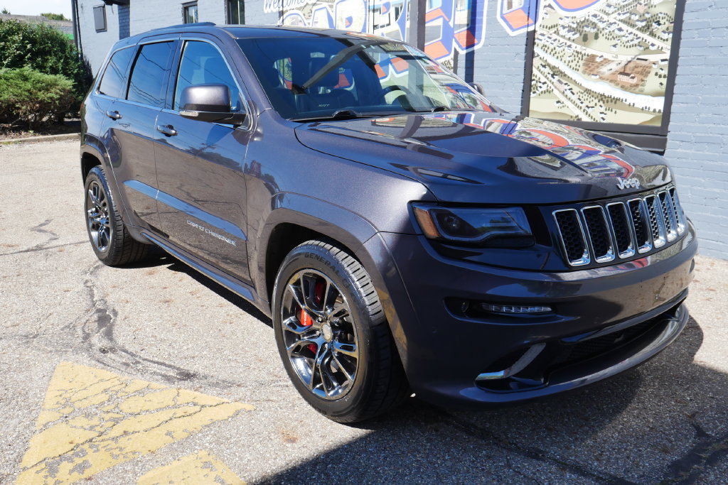 Used 2015 Jeep Grand Cherokee SRT w/ Trailer Tow Group IV AWD/4WD image 35