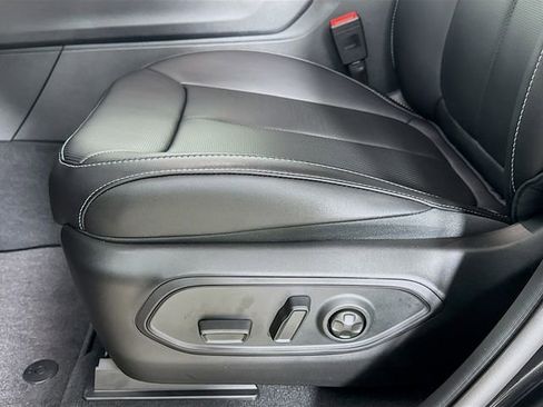 New 2025 Jeep Grand Cherokee L Limited w/ Luxury Tech Group II image 22