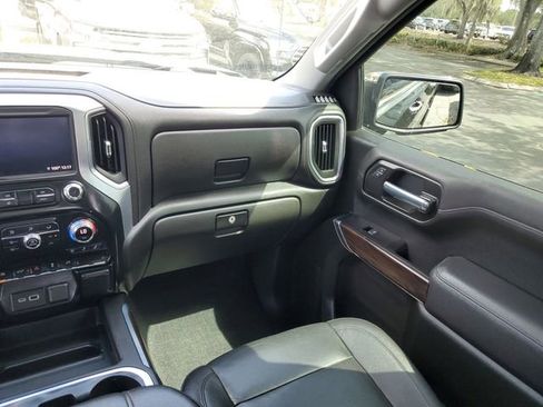 Used 2021 GMC Sierra 1500 SLT w/ SLT Premium Package image 16