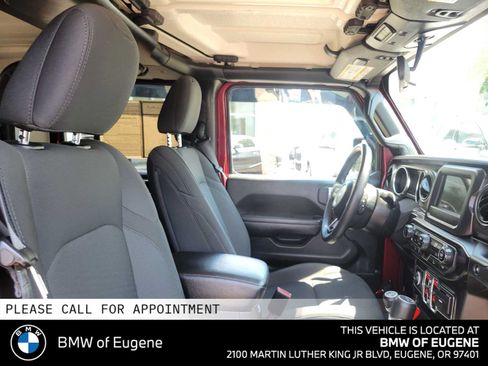 Used 2022 Jeep Gladiator Sport AWD/4WD image 11
