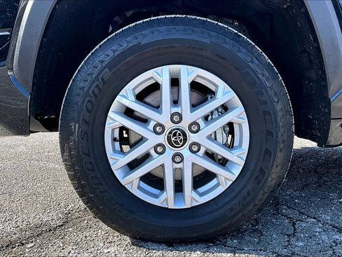 Used 2024 Toyota Tundra SR5 image 9