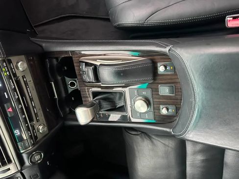 Used 2016 Lexus LS 460 AWD w/ Comfort Package image 18