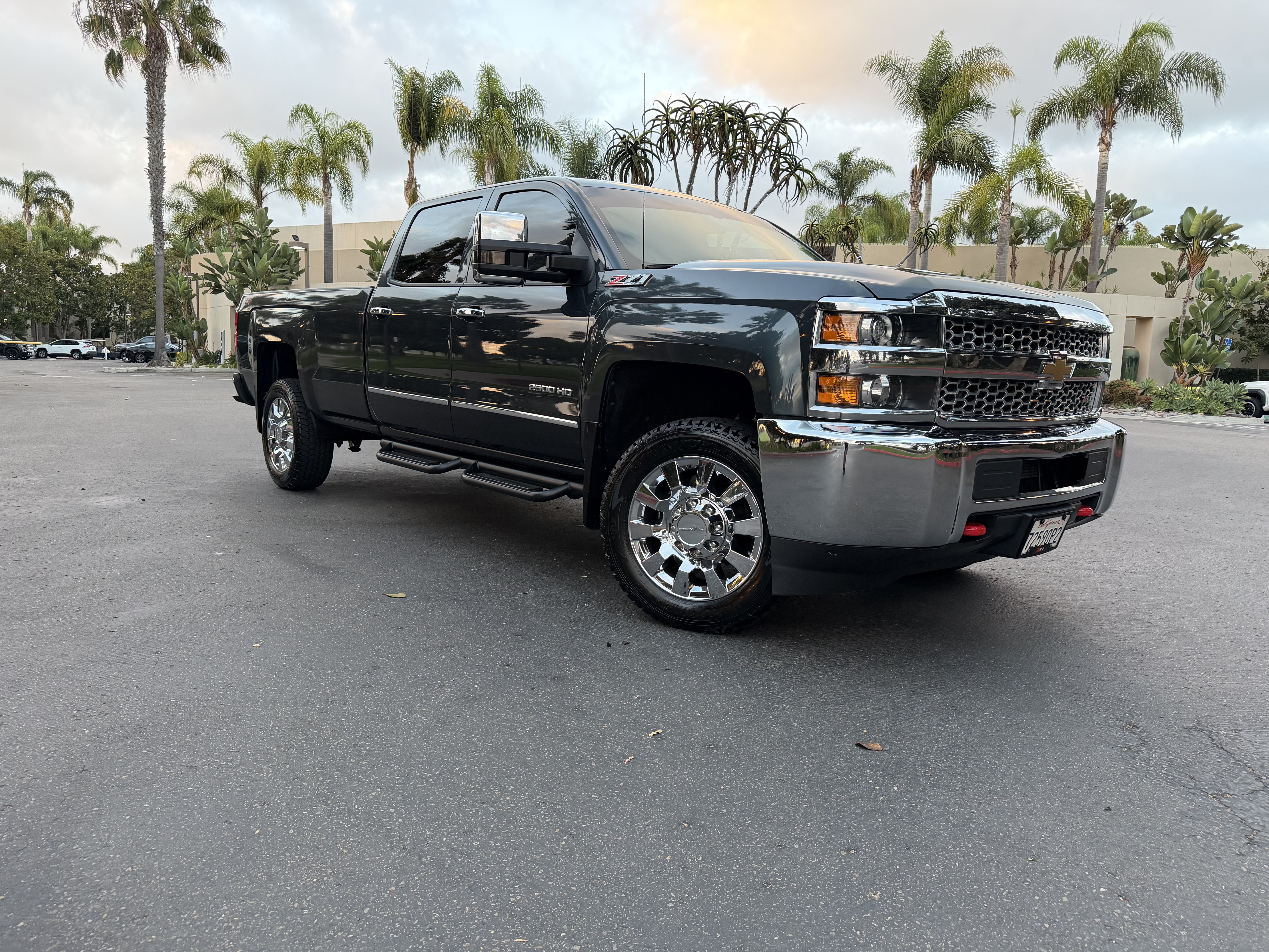 Used 2019 Chevrolet Silverado 2500 W/T w/ WT Convenience Package AWD/4WD image 2