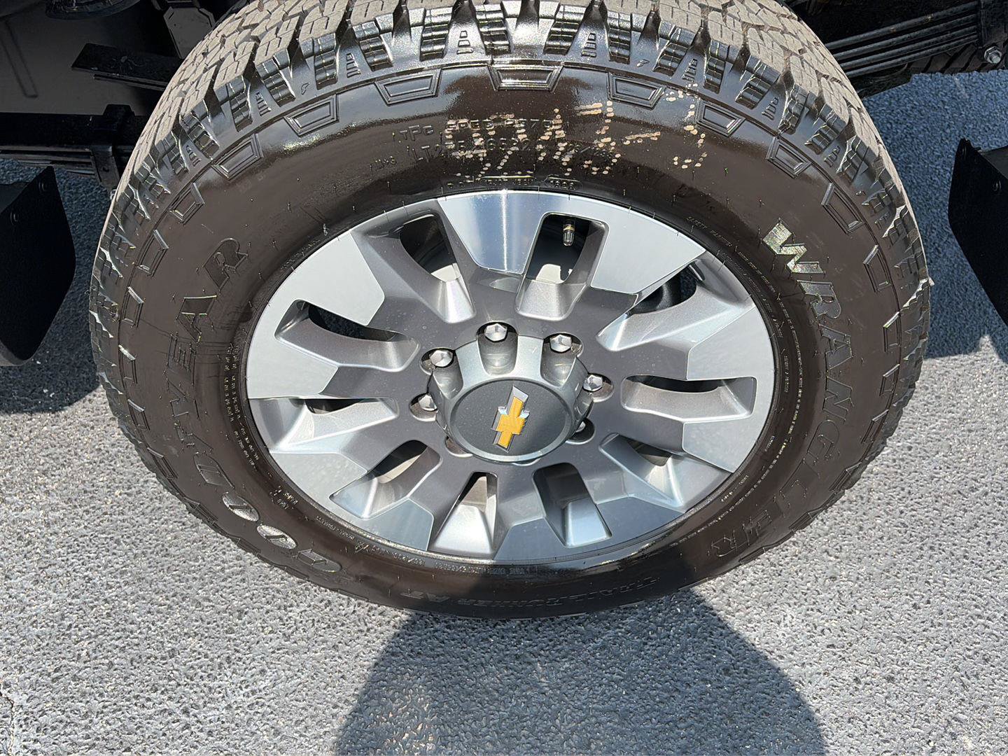 New 2026 Chevrolet Silverado 2500 Custom w/ Custom Value Package AWD/4WD image 33