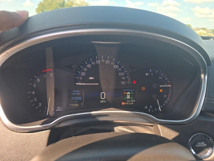 Used 2015 Cadillac SRX Premium w/ Trailering Package FWD image 6
