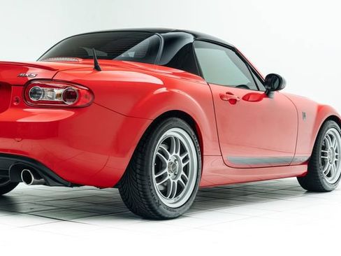 Used 2015 MAZDA MX-5 Miata Club RWD image 13