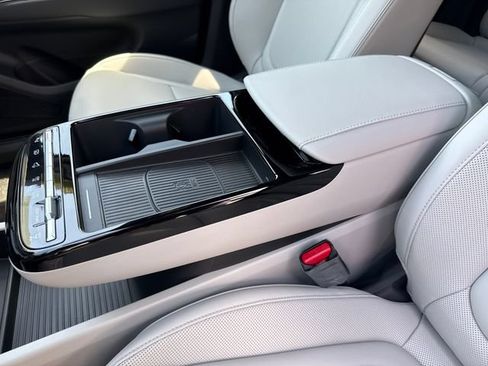 New 2026 Hyundai Tucson Limited AWD/4WD image 28
