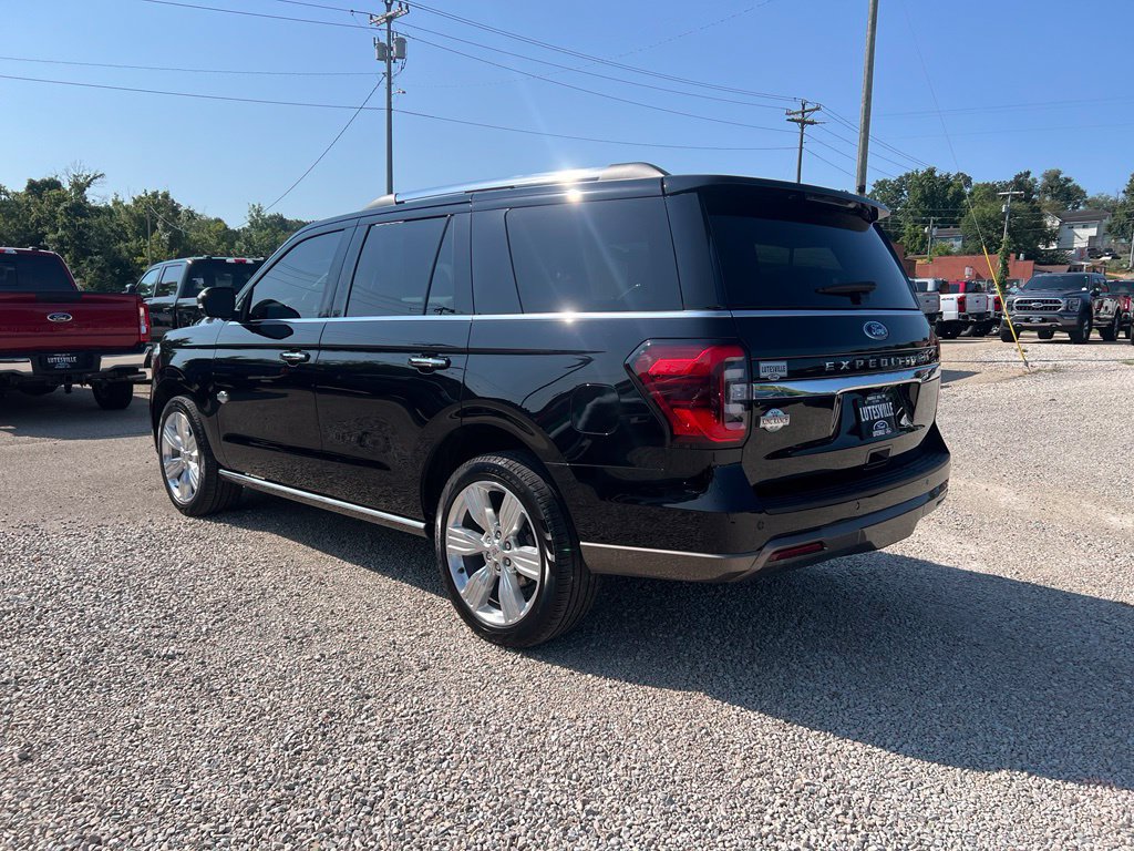 Used 2024 Ford Expedition King Ranch AWD/4WD image 6
