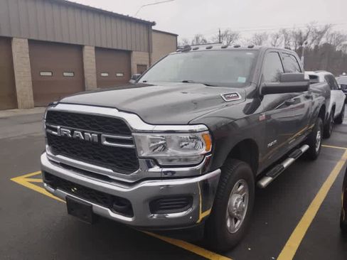 Certified 2021 RAM 2500 Tradesman image 3