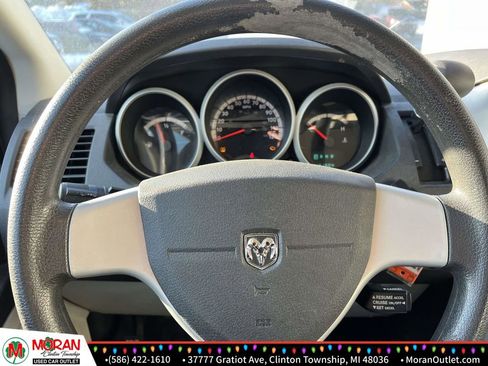 Used 2010 Dodge Grand Caravan SE image 16