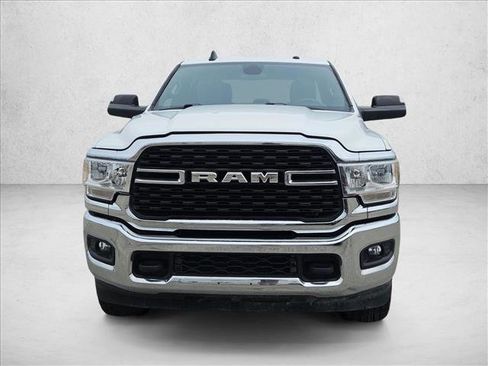 Used 2022 RAM 2500 Big Horn w/ Cold Weather Group AWD/4WD image 2