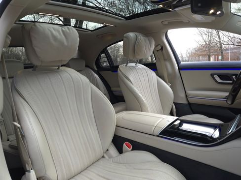 Used 2022 Mercedes-Benz S 500 4MATIC image 19