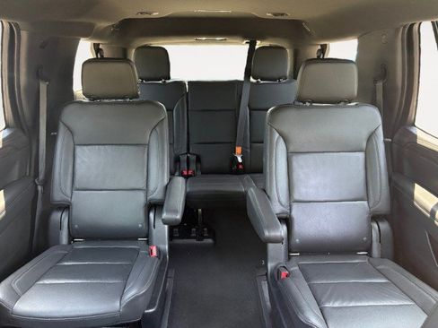 Used 2021 Chevrolet Tahoe LT AWD/4WD image 8