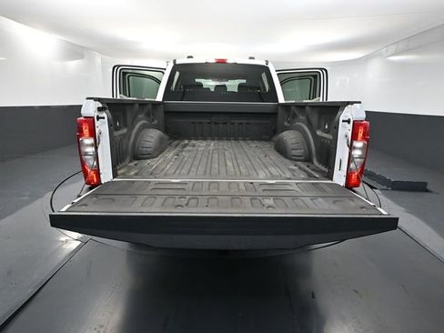 Used 2021 Ford F250 XL w/ Power Equipment Group image 38