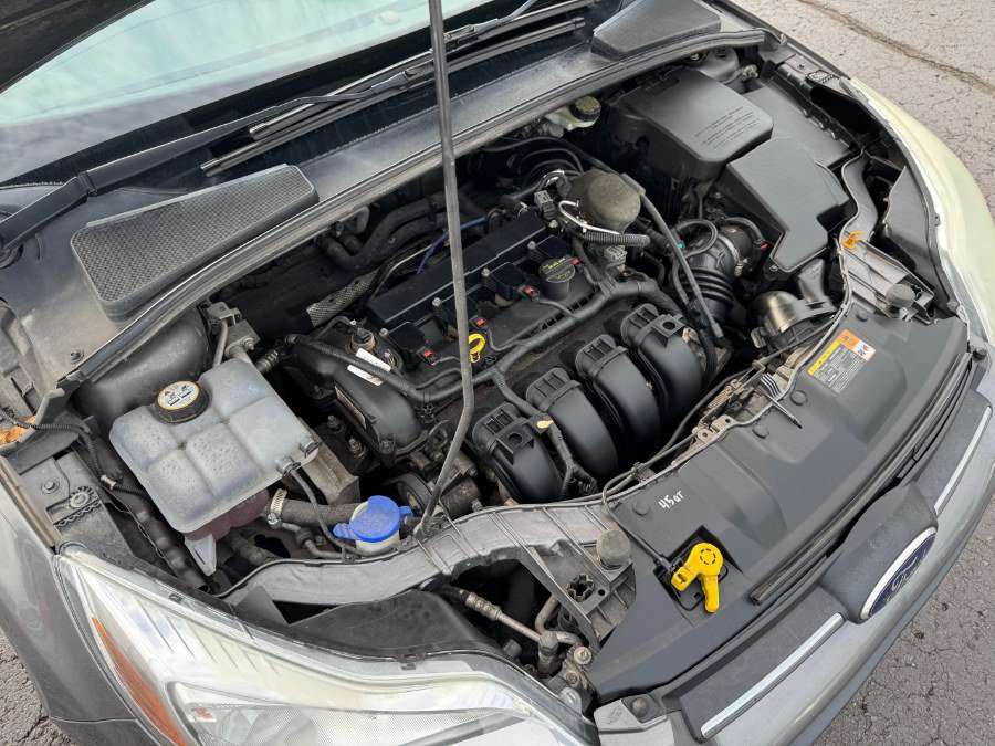 Used 2014 Ford Focus SE FWD image 22