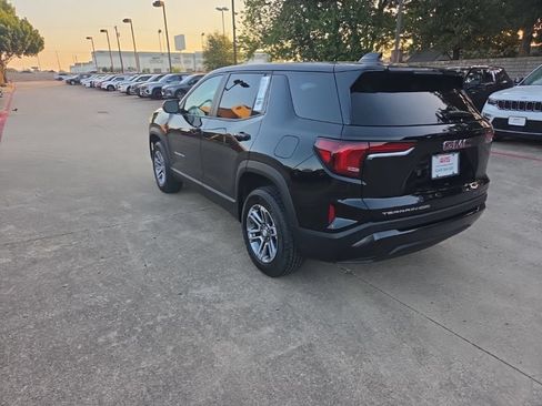 Used 2025 GMC Terrain Elevation AWD/4WD image 8