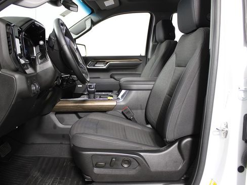 Used 2024 Chevrolet Silverado 1500 RST w/ Convenience Package II RWD image 11