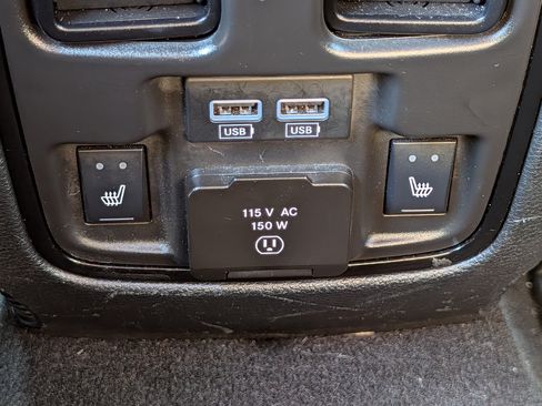 Used 2024 Dodge Durango GT AWD/4WD image 17