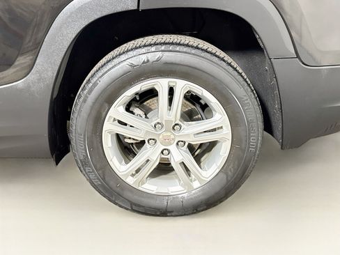 Used 2022 GMC Terrain SLE w/ Driver Convenience Package AWD/4WD image 27