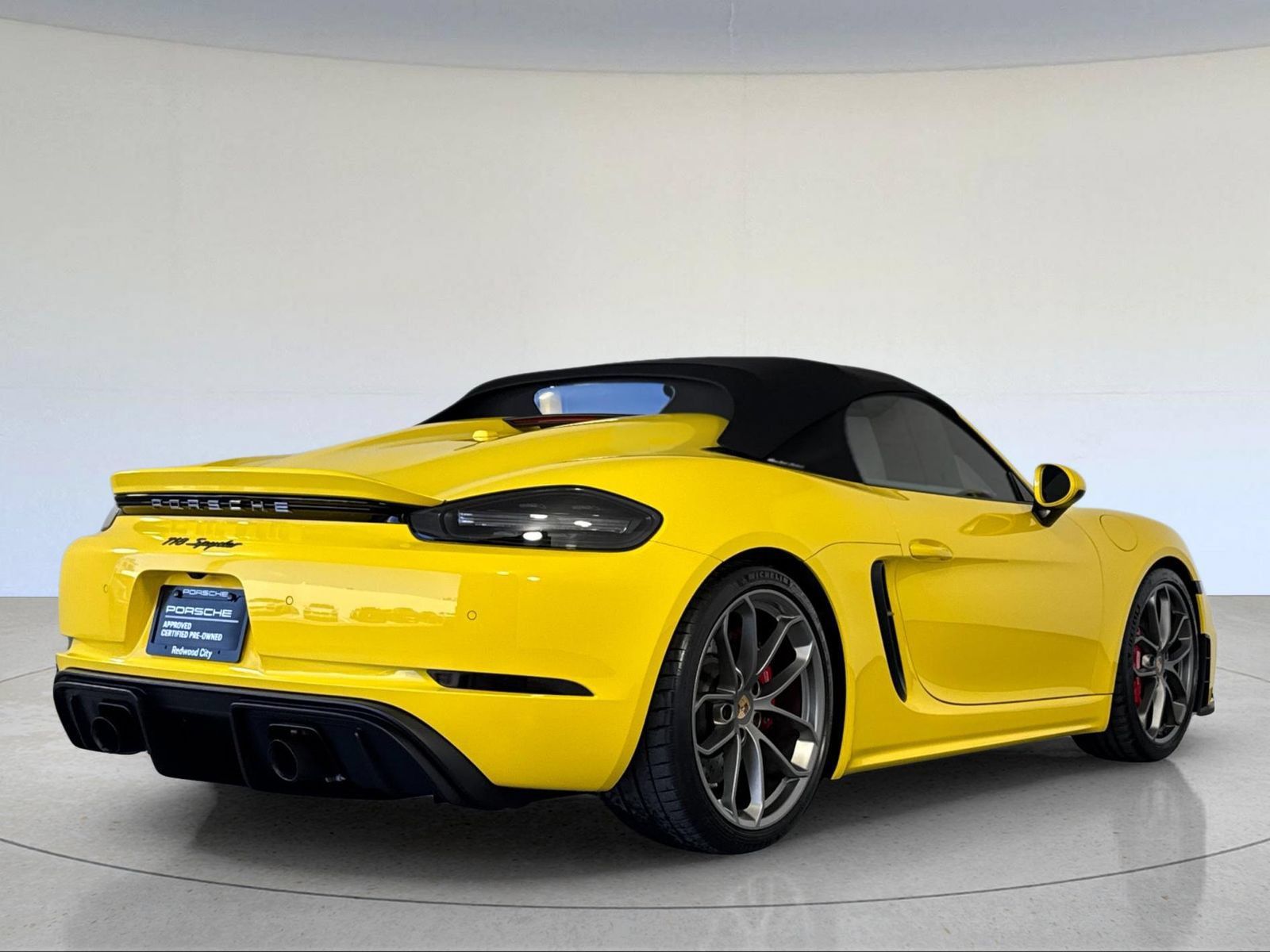 Certified 2022 Porsche 718 Boxster Spyder RWD image 7