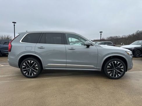 New 2026 Volvo XC90 B6 Plus AWD/4WD image 9