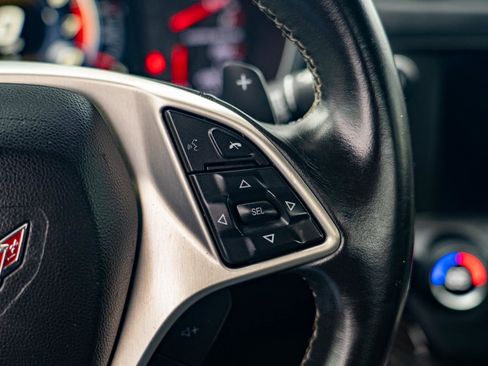 Used 2016 Chevrolet Corvette Stingray Convertible w/ Carbon Flash Badge Package image 20