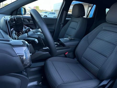 New 2027 Chevrolet Equinox LT w/ Safety and Technology Package FWD image 13