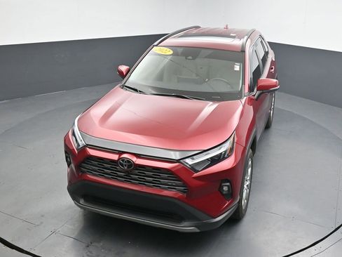 Used 2022 Toyota RAV4 Limited FWD image 14
