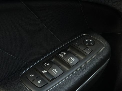 Used 2018 Dodge Charger GT AWD/4WD image 10