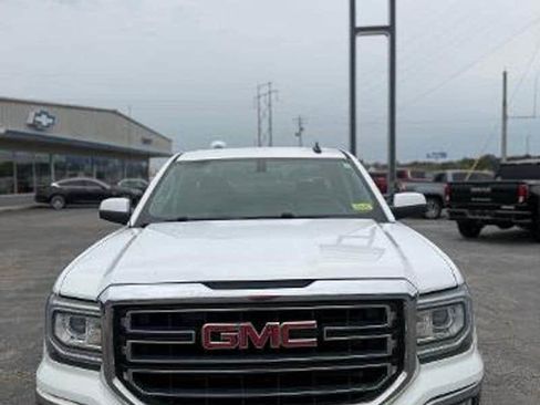 Used 2017 GMC Sierra 1500 SLE image 40