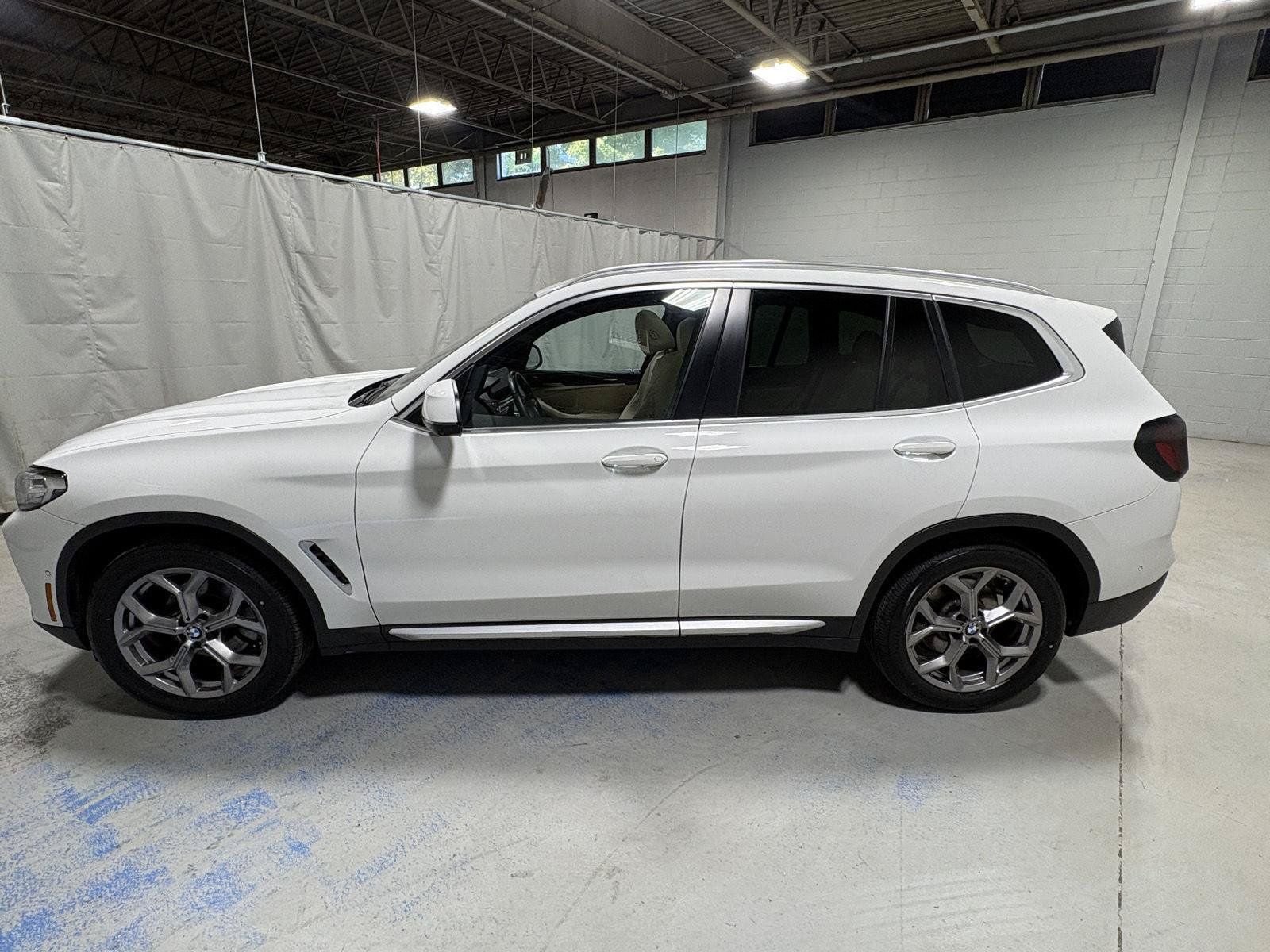 Used 2023 BMW X3 xDrive30i w/ Premium Package w/ZPA AWD/4WD image 19